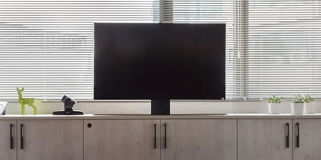 全方位的屏幕/电视升降架解决方案